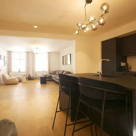 Management Ra6 Apartment *