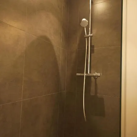 Management Ra6 Apartment